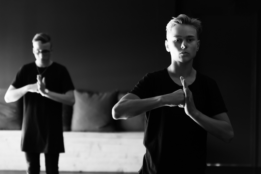 Dans HIER! Danslessen voor alle leeftijden Dans HIER! Danslessen voor alle leeftijden